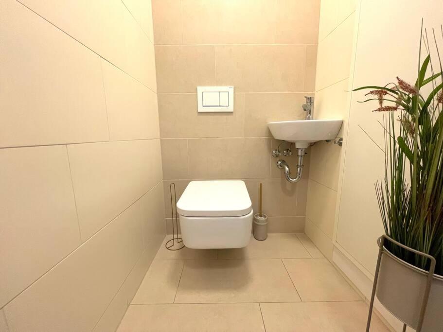 New I Stylish I Modern I Cozy Apartamento Viena